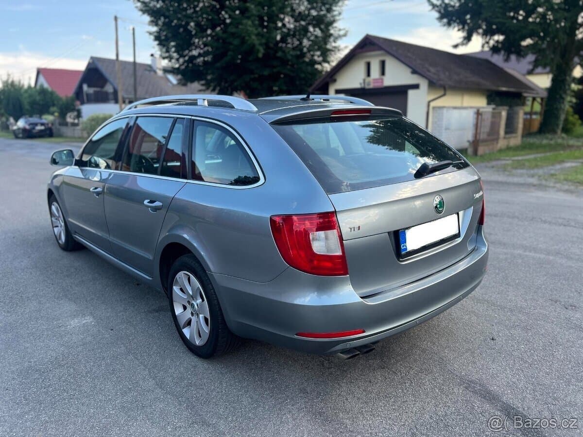 2010 Škoda SUPERB - 7