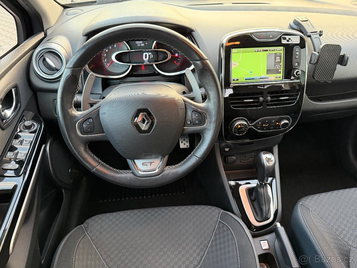 2015 Renault CLIO - 7