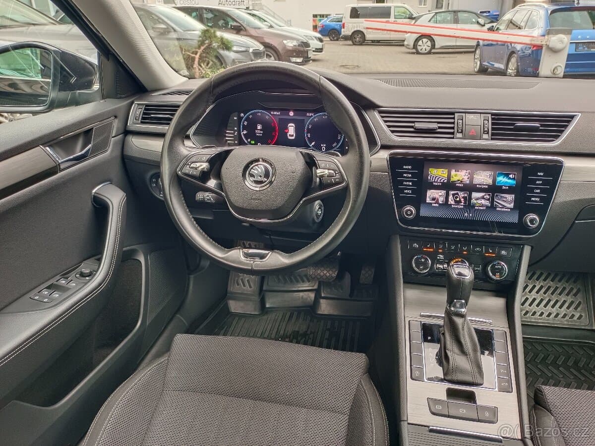 2023 Škoda SUPERB - 7