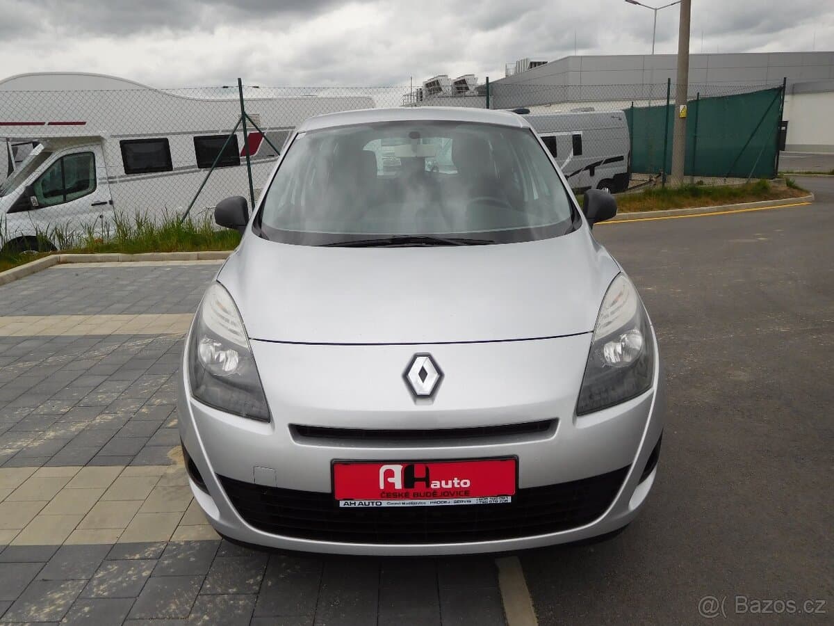 2011 Renault SCENIC - 7