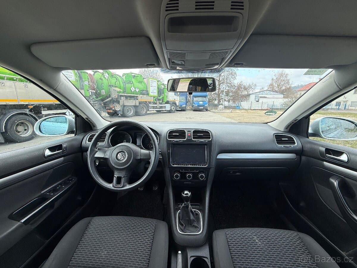 2010 Volkswagen GOLF - 7