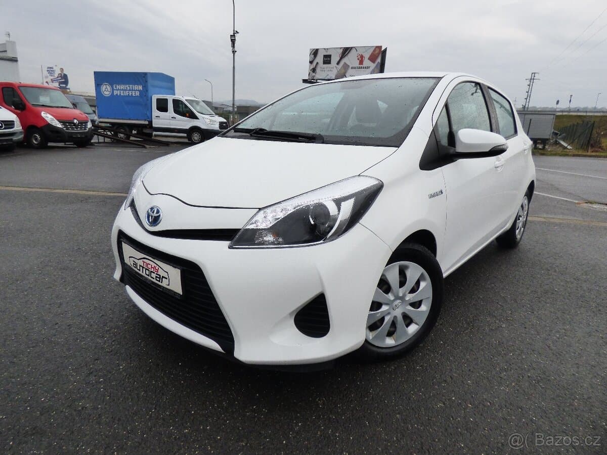 2013 Toyota YARIS - 7