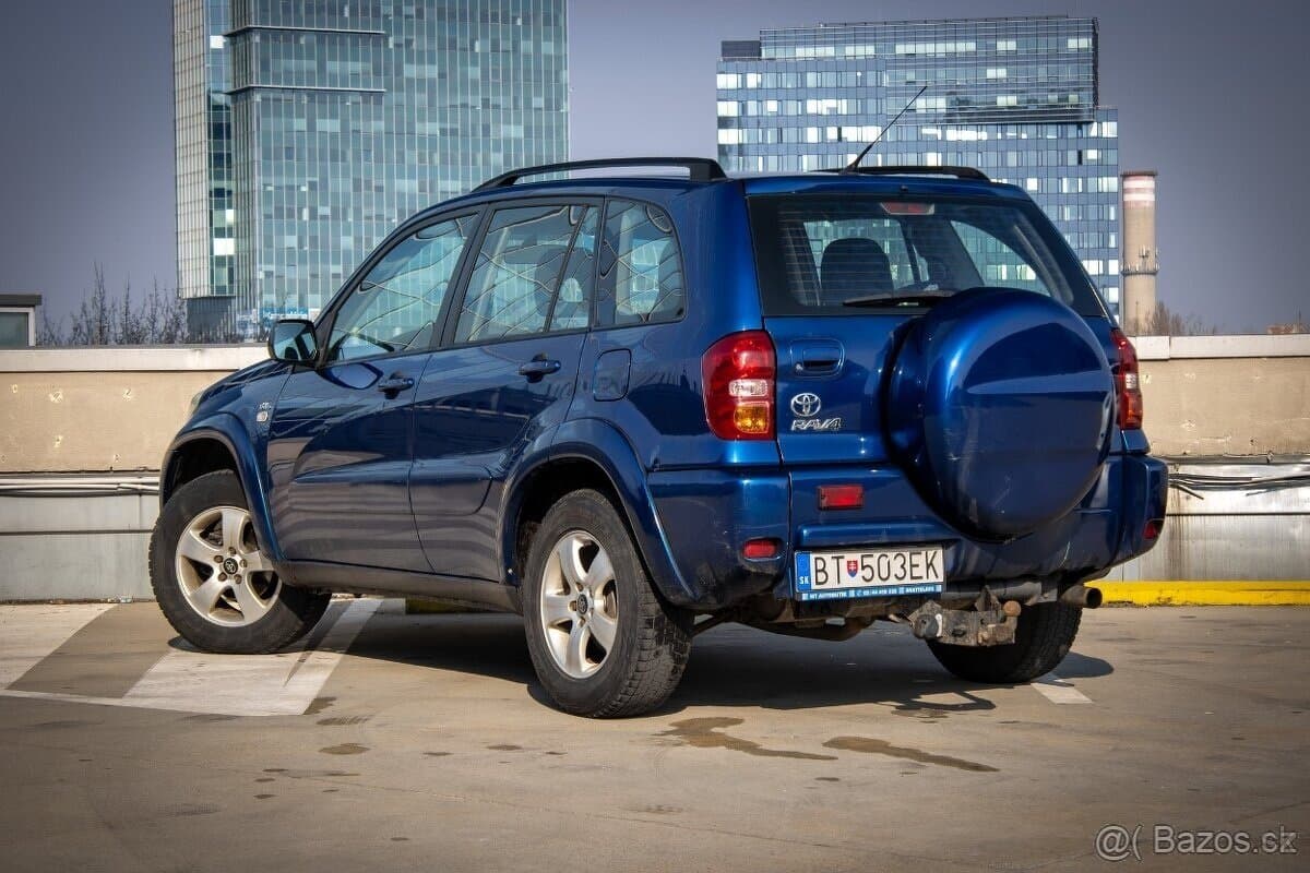 2005 Toyota RAV4 - 7