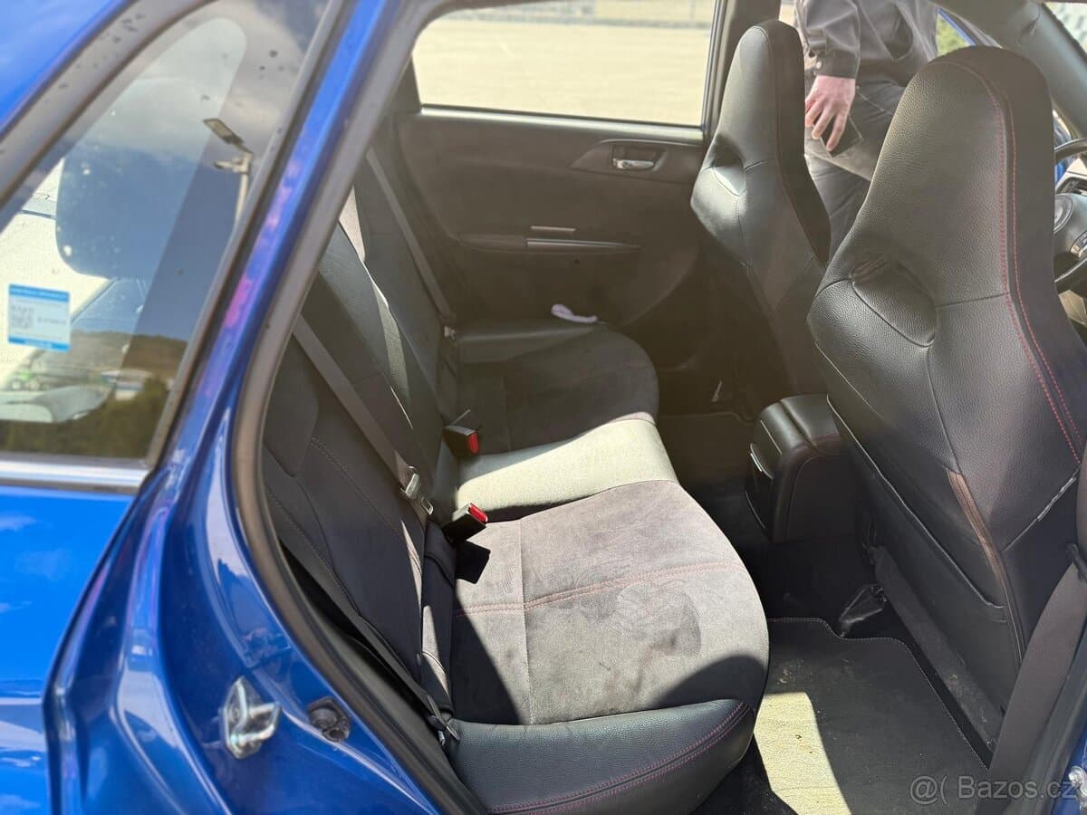2014 Subaru IMPREZA - 7