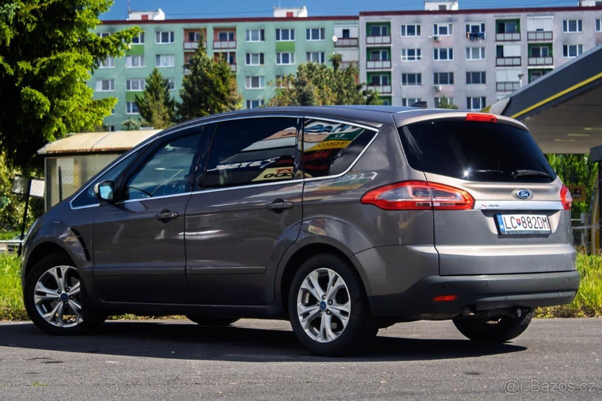 2013 Ford S-MAX - 7