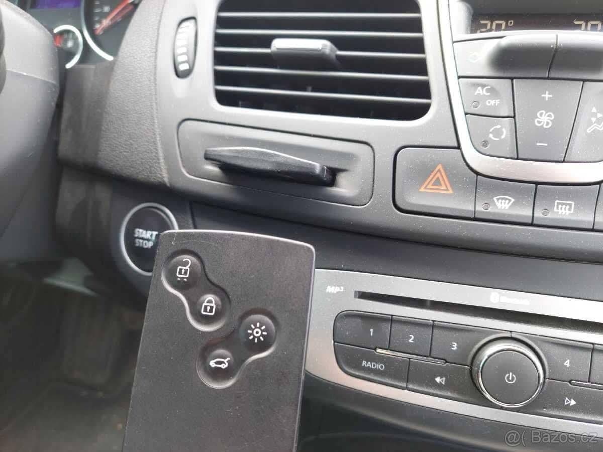 Renault LAGUNA - 7