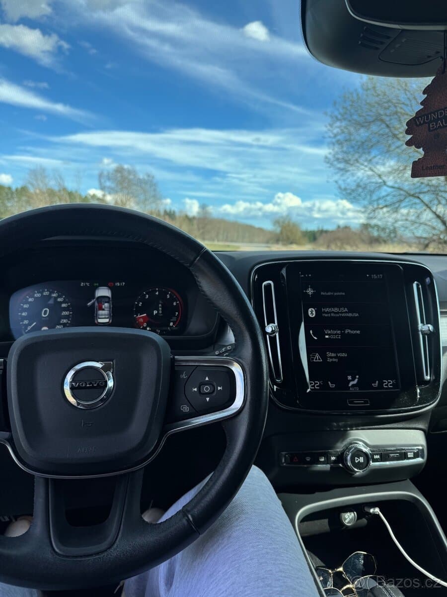 2019 Volvo XC40 - 7