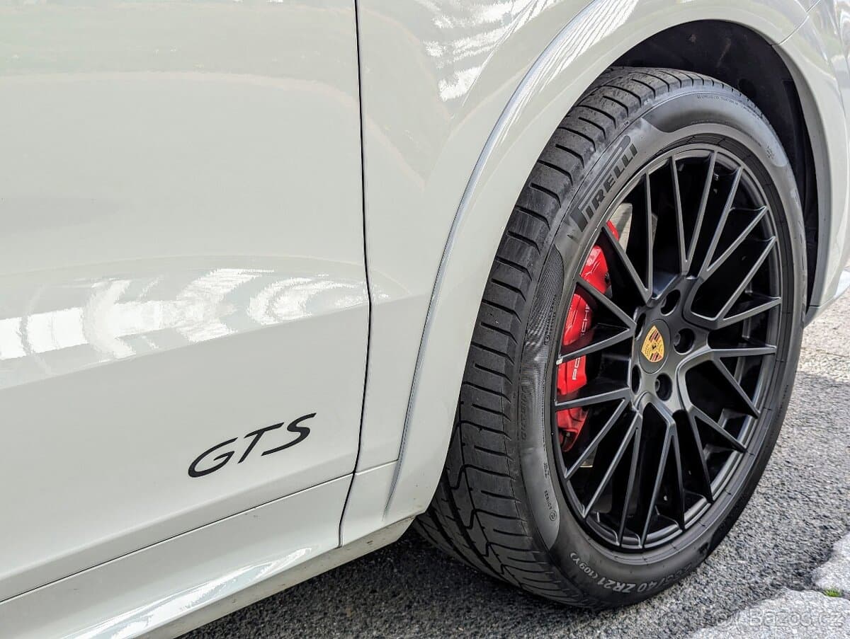 2022 Porsche CAYENNE - 7