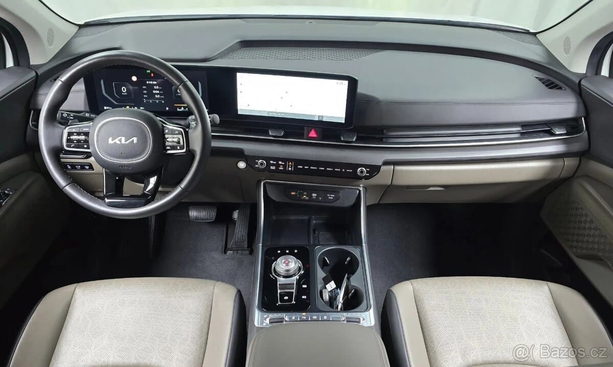 2024 Kia CARNIVAL - 7