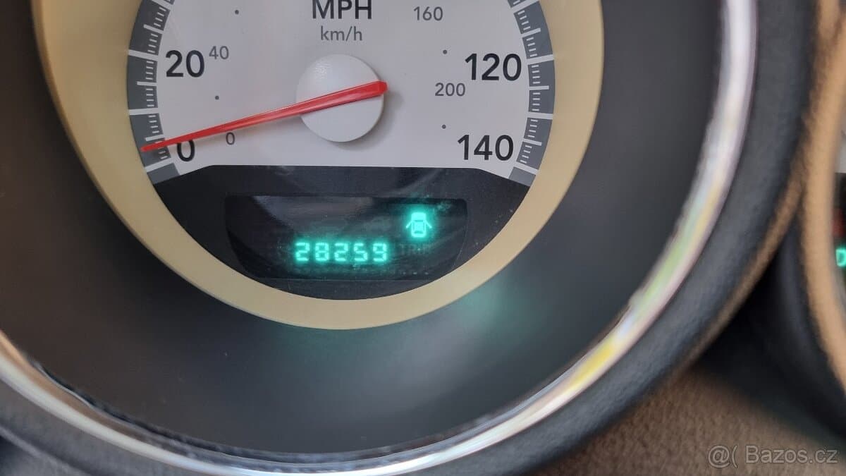 2010 Dodge CHARGER - 7
