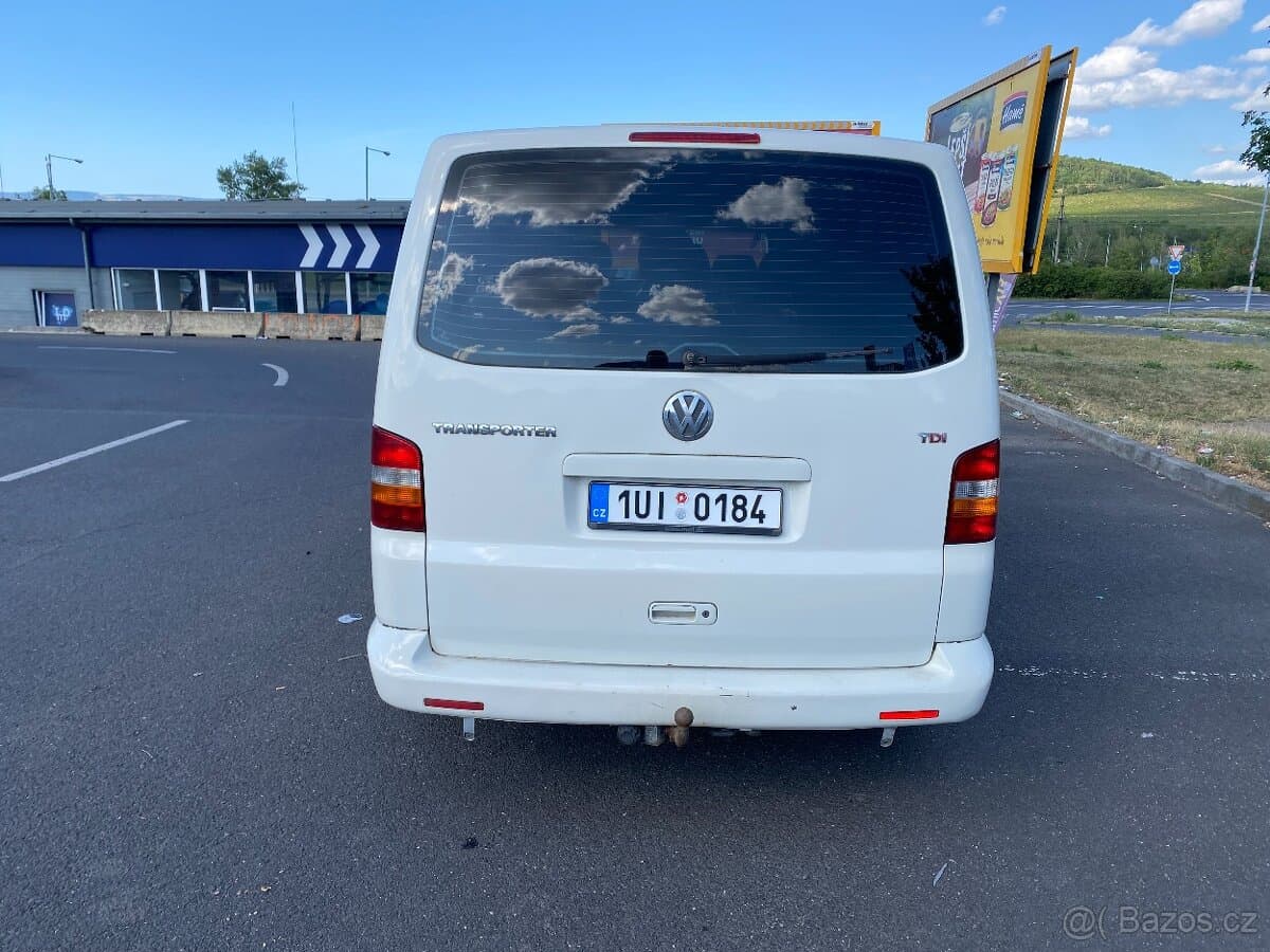 2004 Volkswagen CARAVELLE - 7