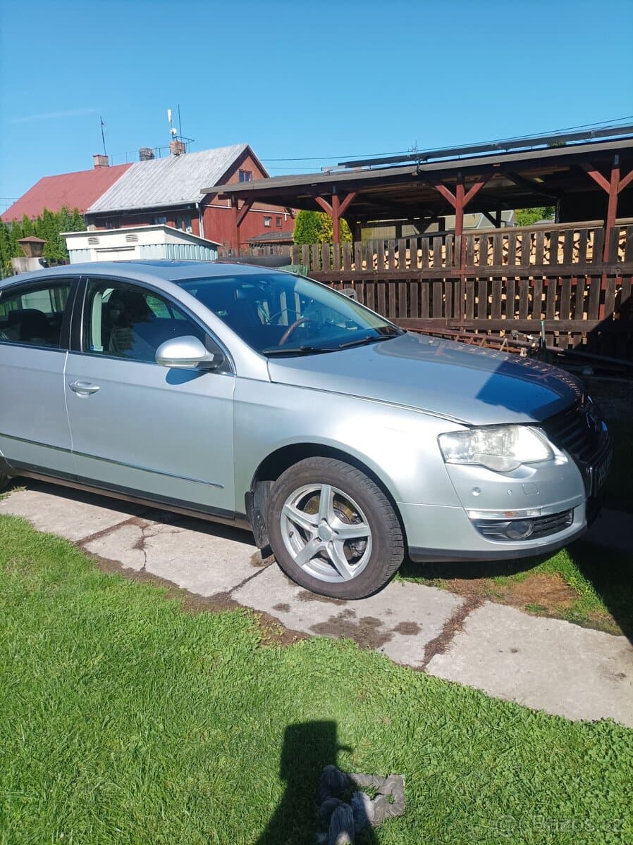 2009 Volkswagen PASSAT - 7