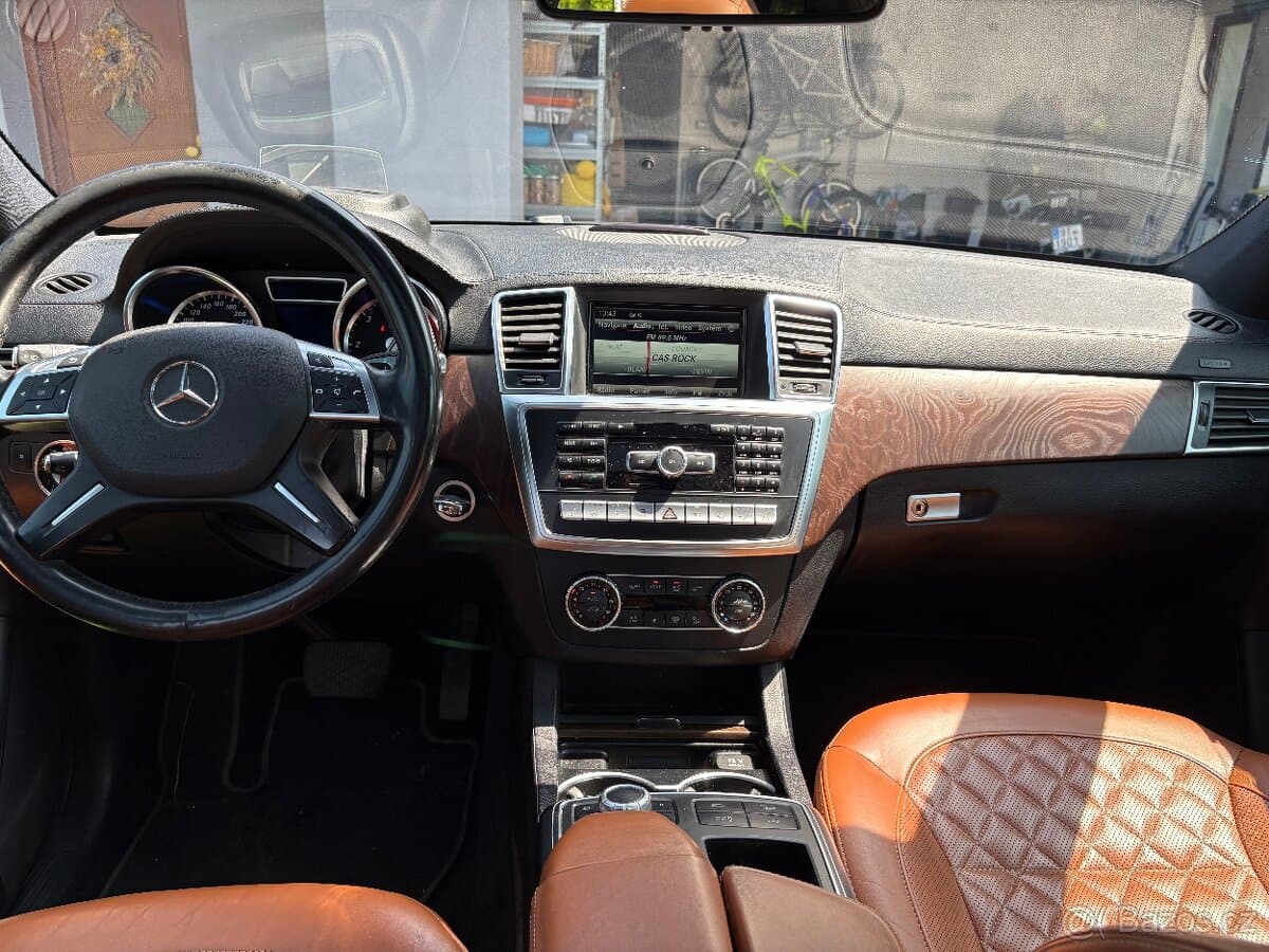 2015 Mercedes-Benz GL - 7