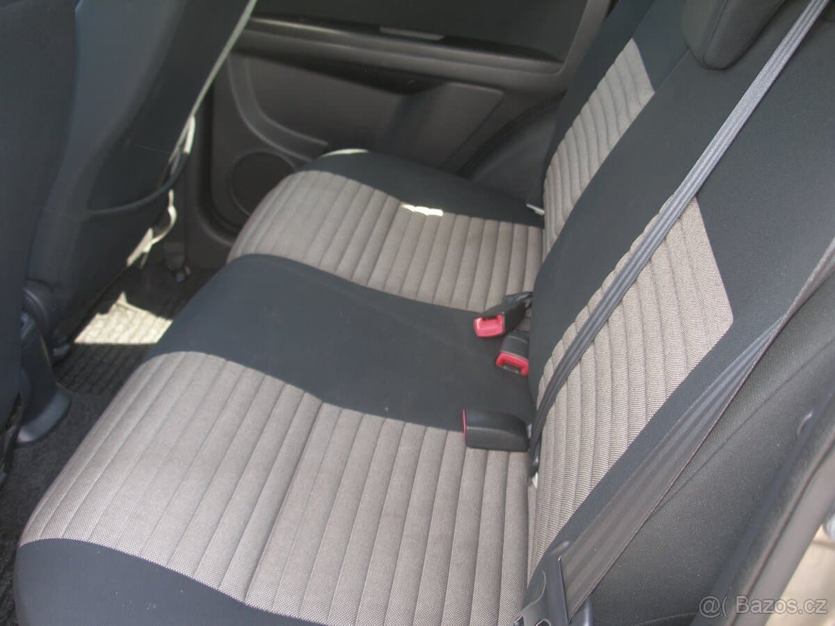 Fiat SEDICI - 7