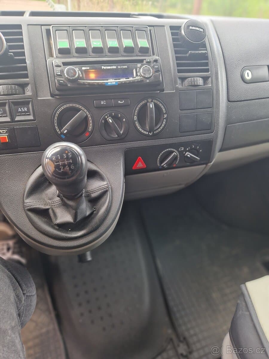 2006 Volkswagen TRANSPORTER - 7