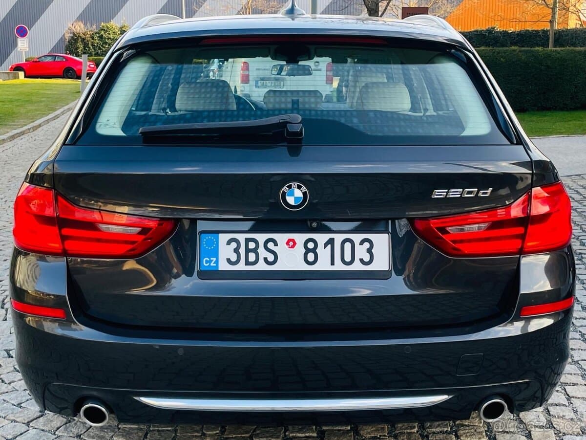 2019 BMW 5-SERIES - 7