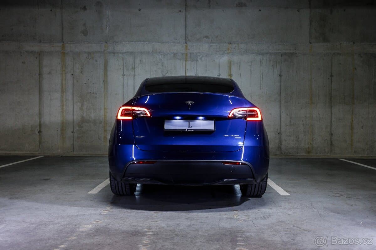 2022 Tesla MODEL Y - 7
