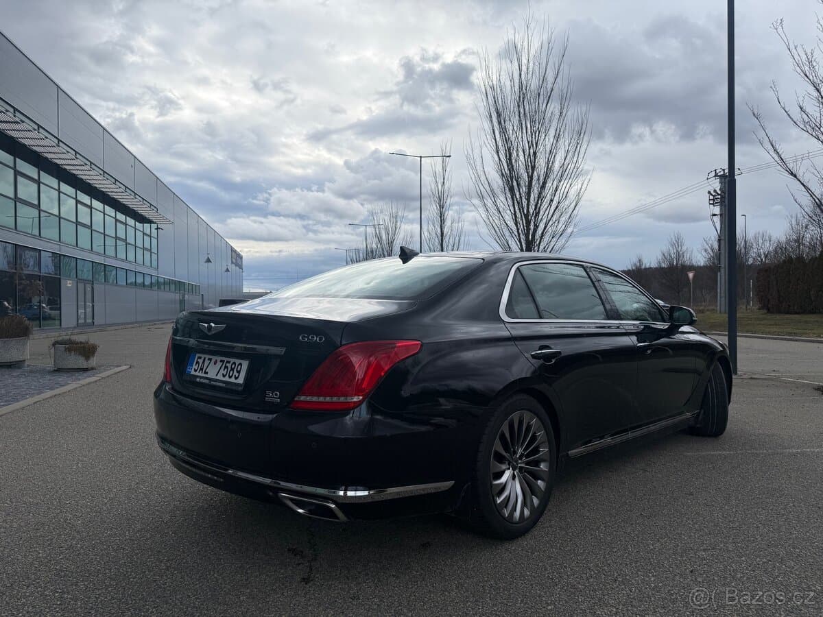 2017 Genesis G90 - 7