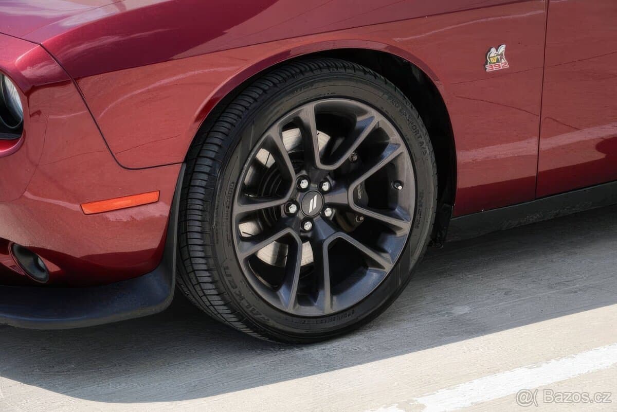 2020 Dodge CHALLENGER - 7