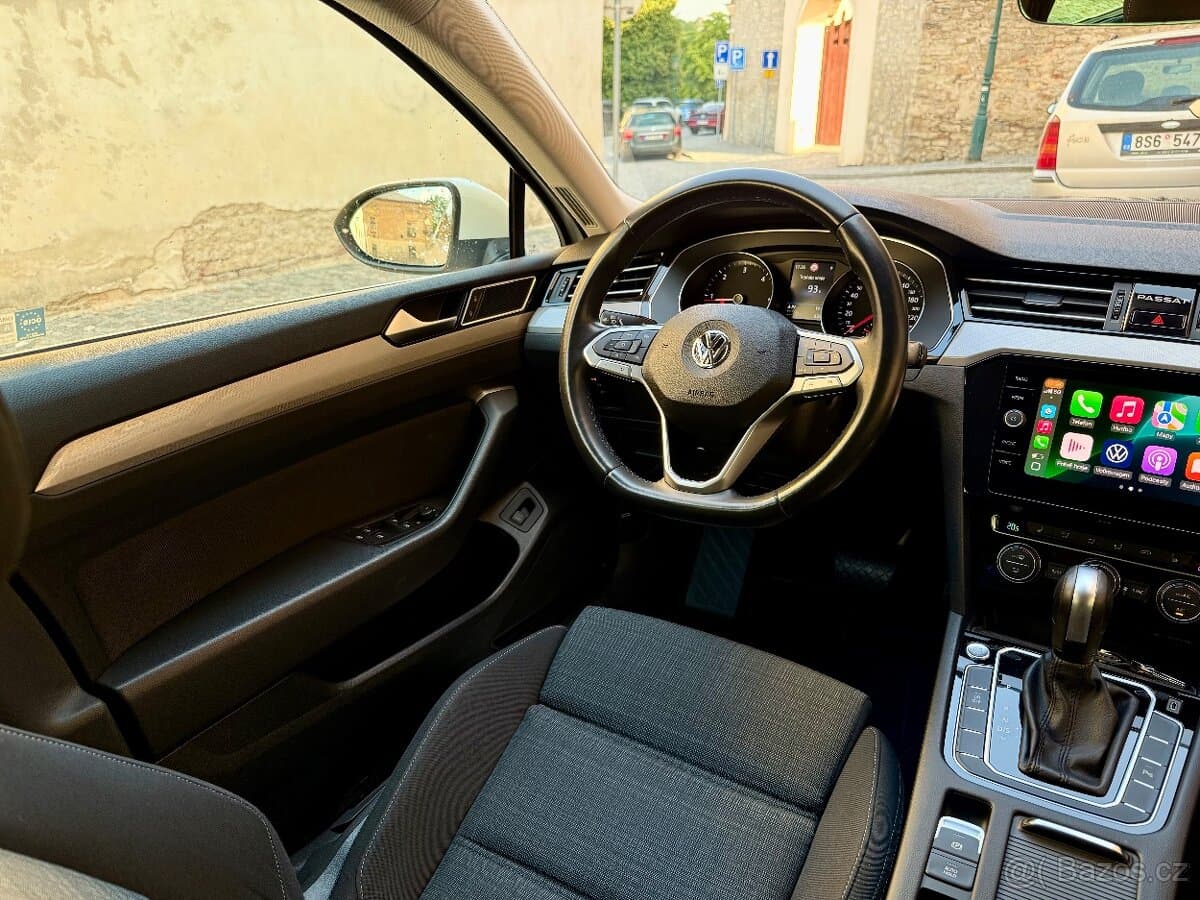 2020 Volkswagen PASSAT - 7