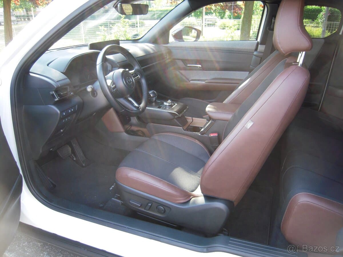 2023 Mazda MX-30 - 7