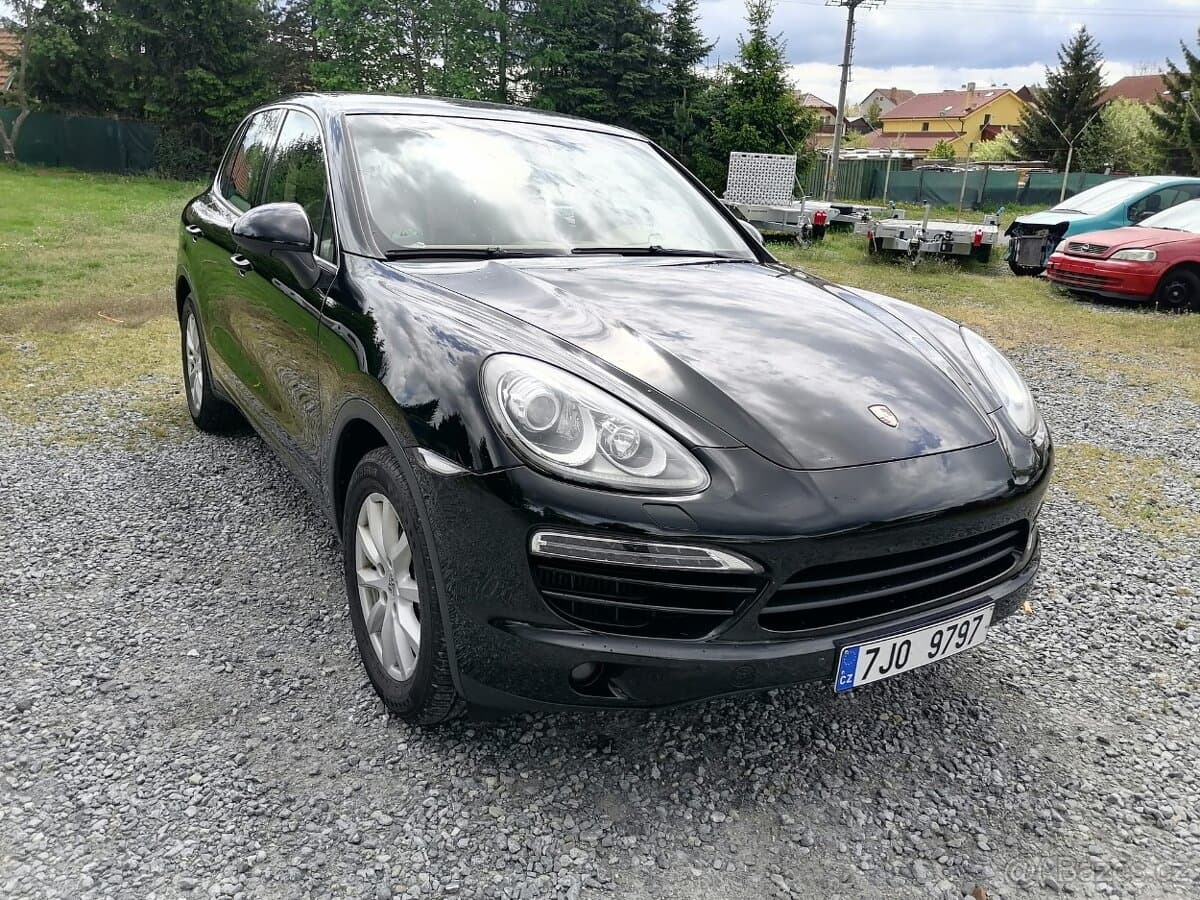 2011 Porsche CAYENNE - 7