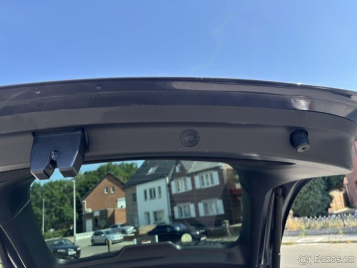 2022 Tesla MODEL Y - 7