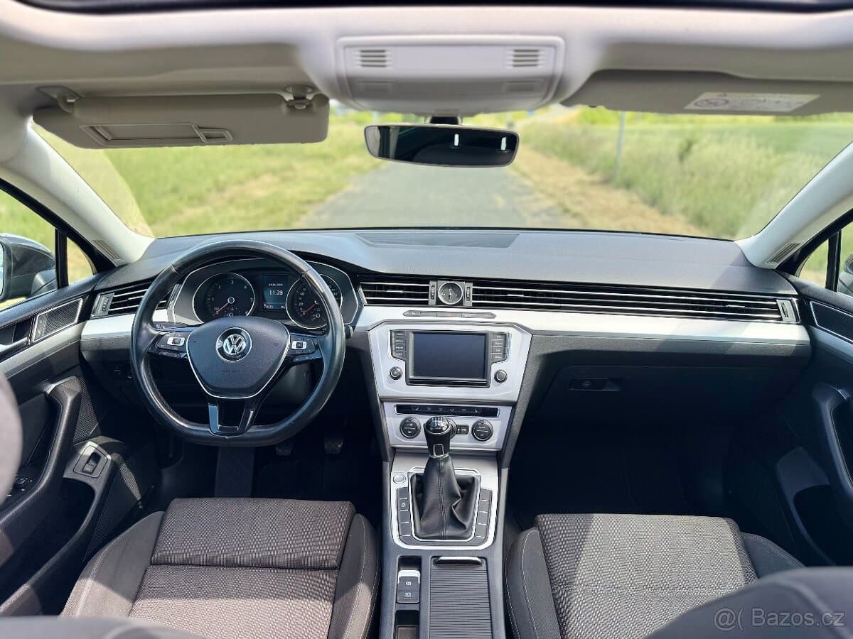 Volkswagen PASSAT - 7