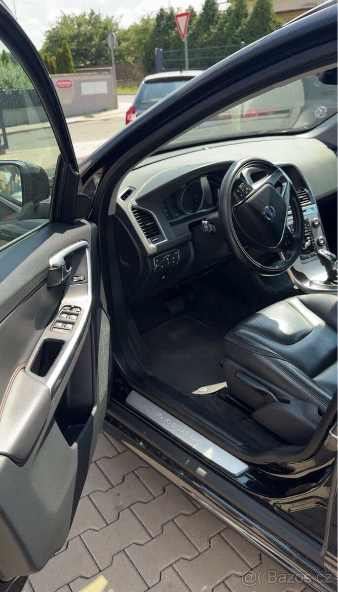 2016 Volvo XC60 - 7