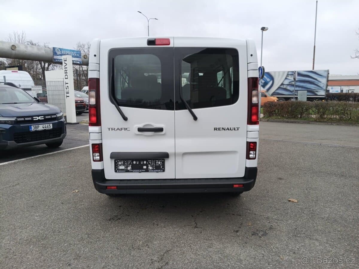 Renault TRAFIC - 7