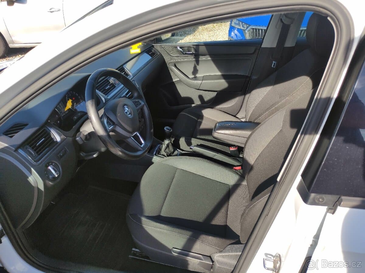 2015 Škoda RAPID - 7