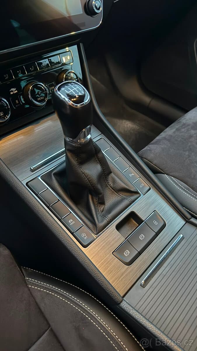 2022 Škoda SUPERB - 7