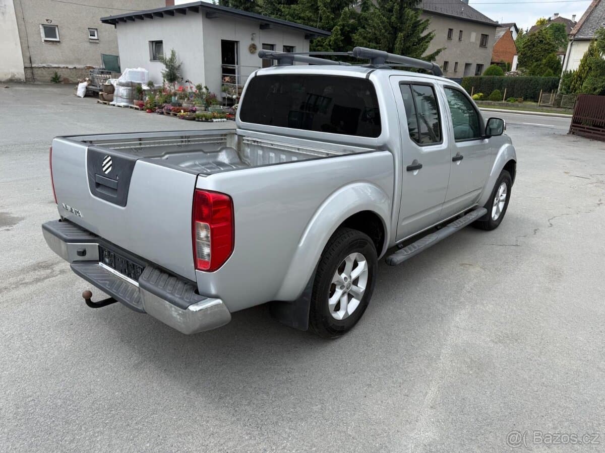 2009 Nissan NAVARA - 7