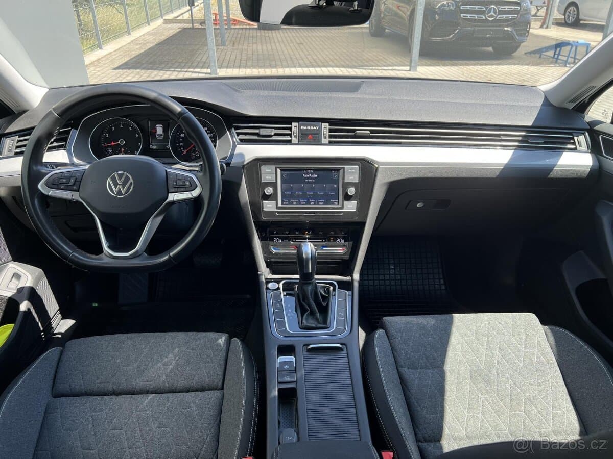 2024 Volkswagen PASSAT - 7