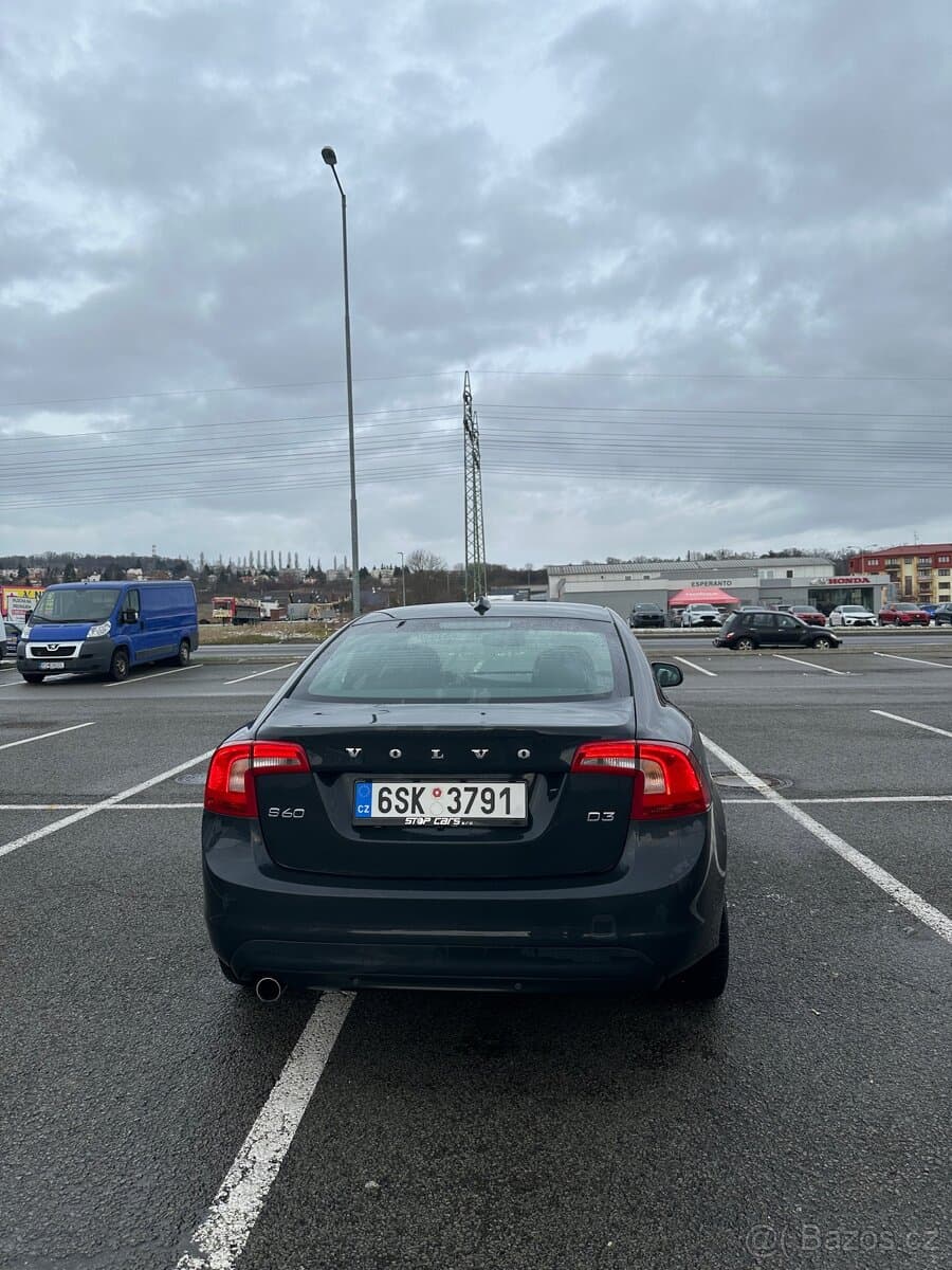 2016 Volvo S60 - 7