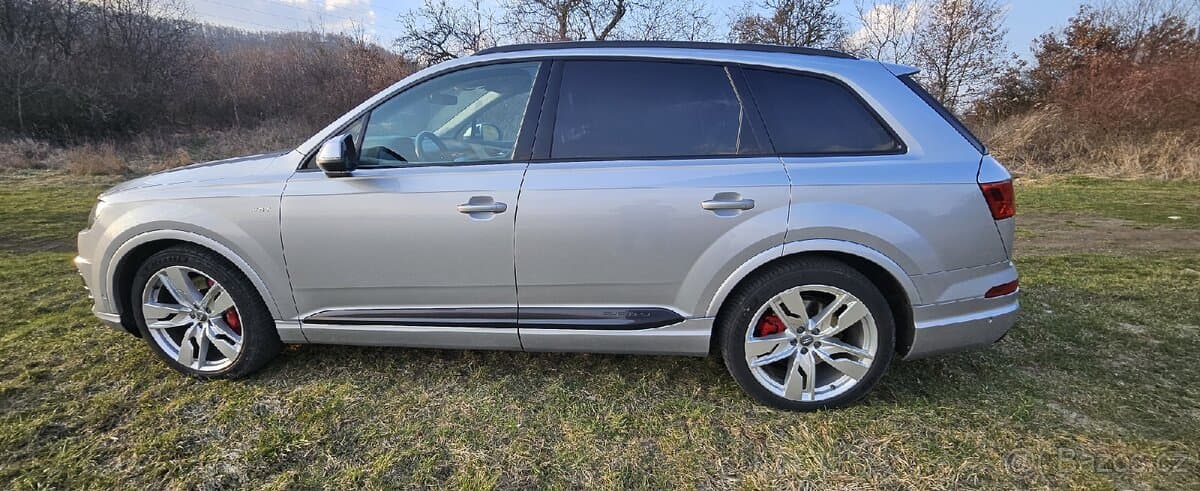 2017 Audi SQ7 - 7