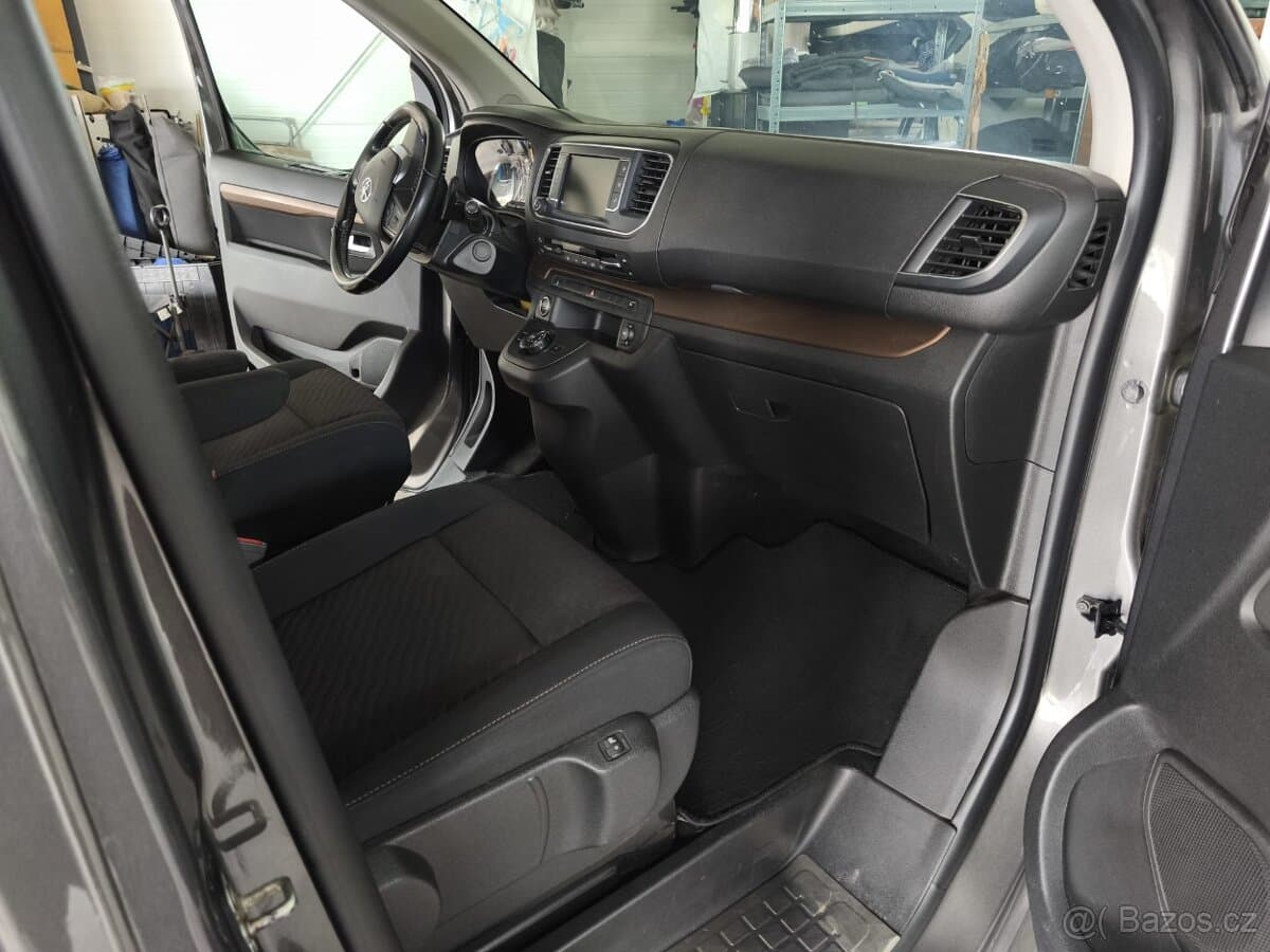 Toyota PROACE - 7