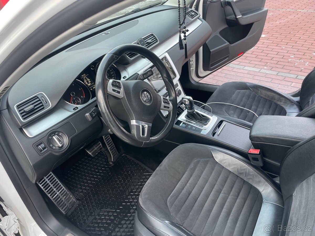 Volkswagen PASSAT - 7