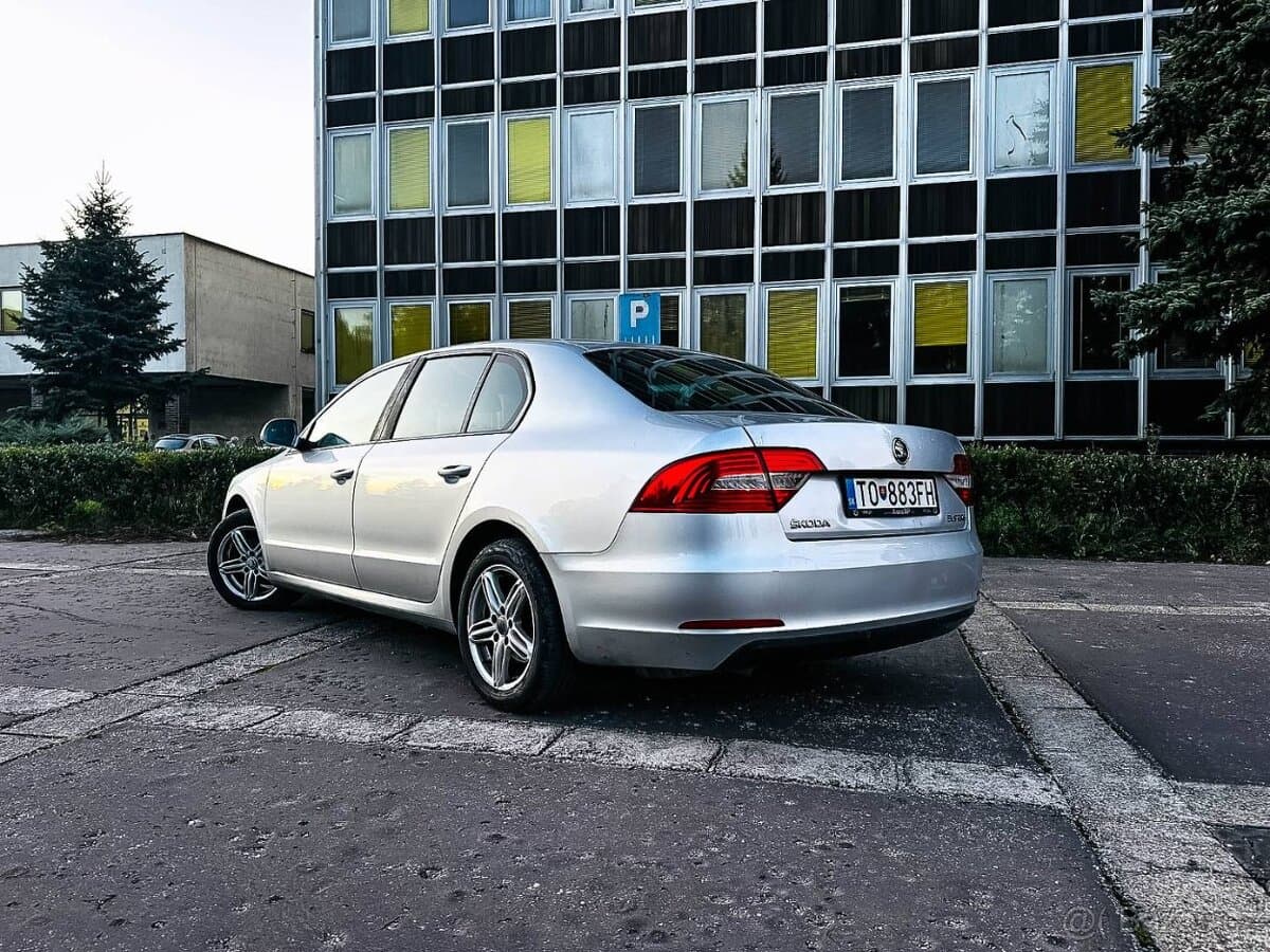 2013 Škoda SUPERB - 7