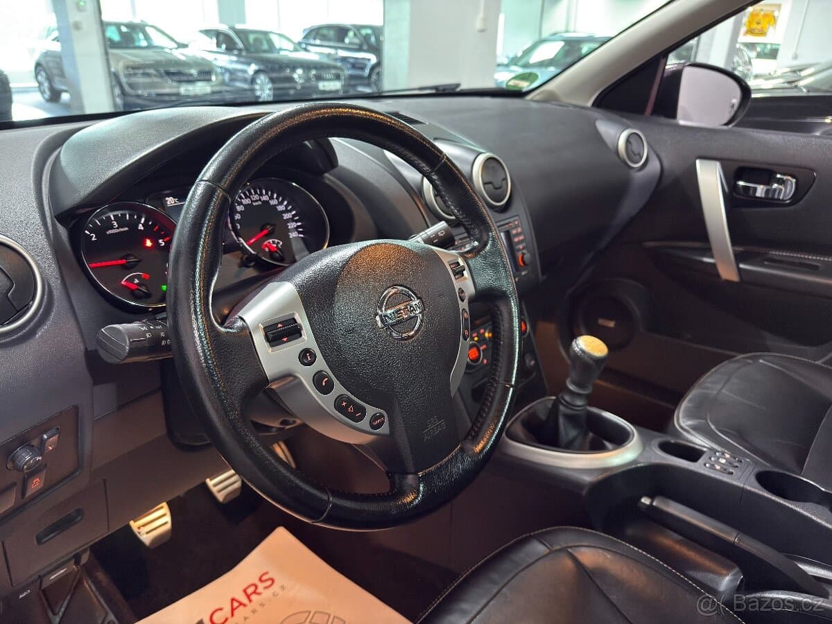 Nissan QASHQAI - 7