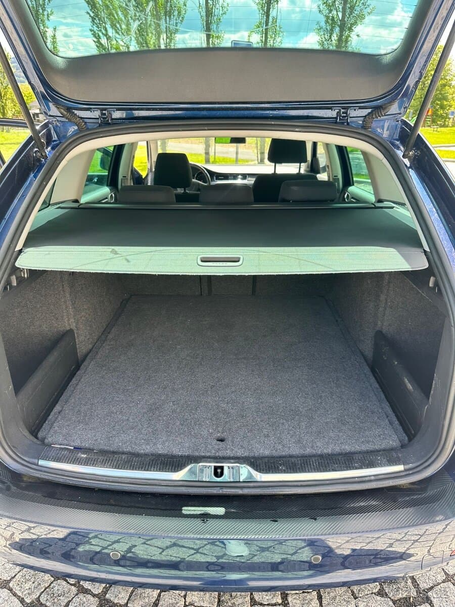 2011 Škoda SUPERB - 7