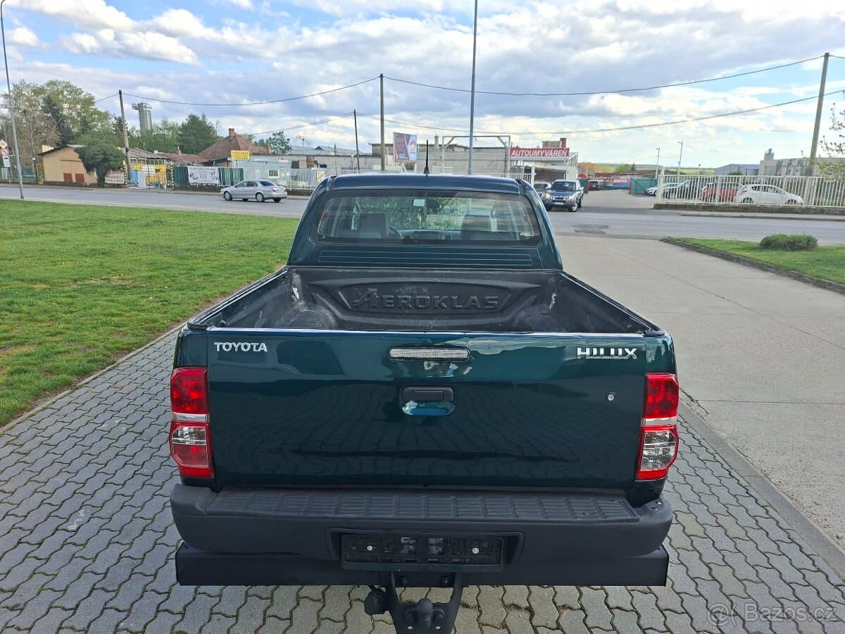 2015 Toyota HILUX - 7