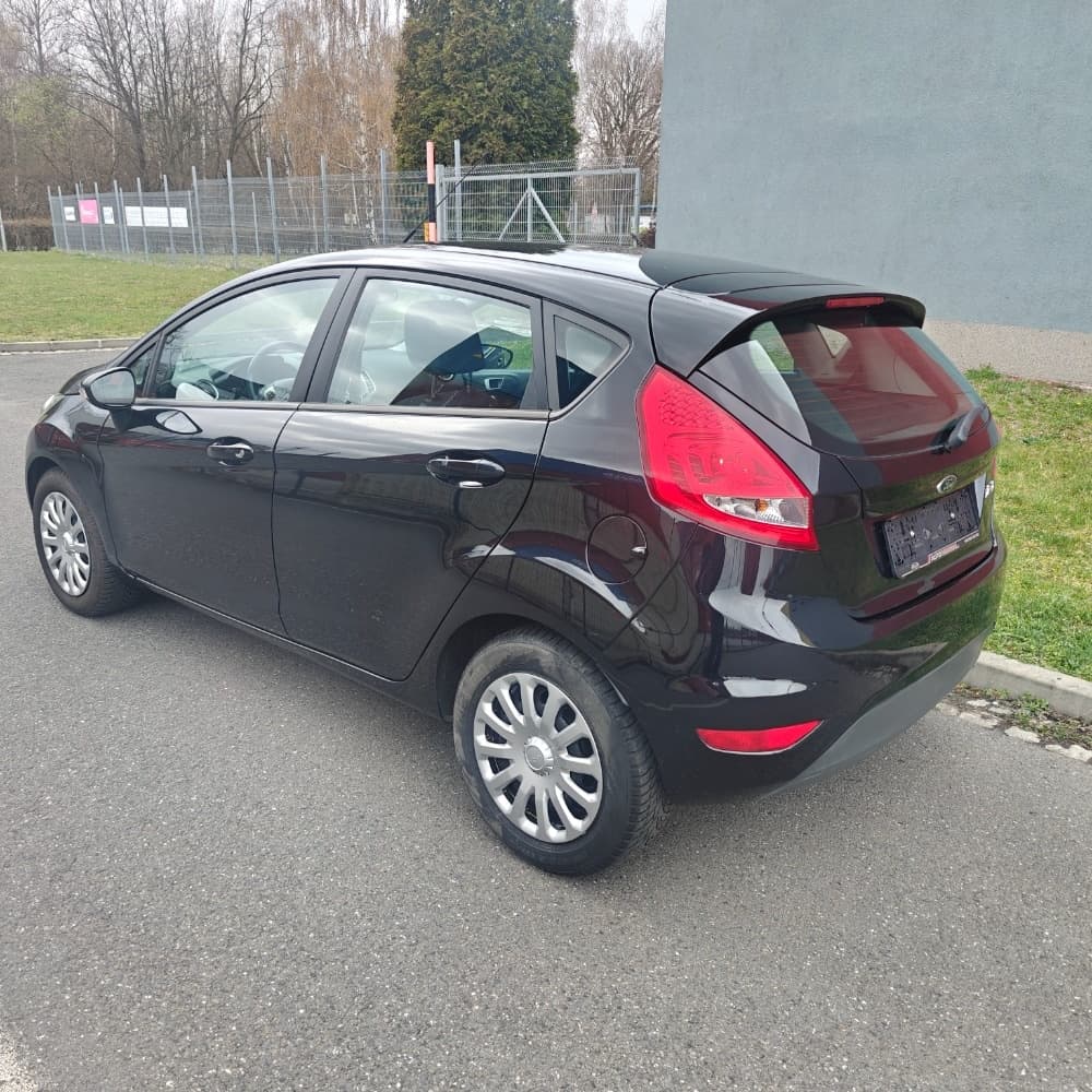 2012 Ford FIESTA - 7