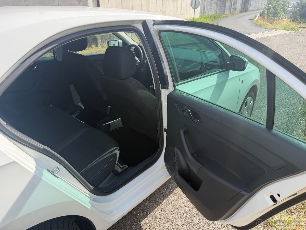 2013 Škoda RAPID - 7