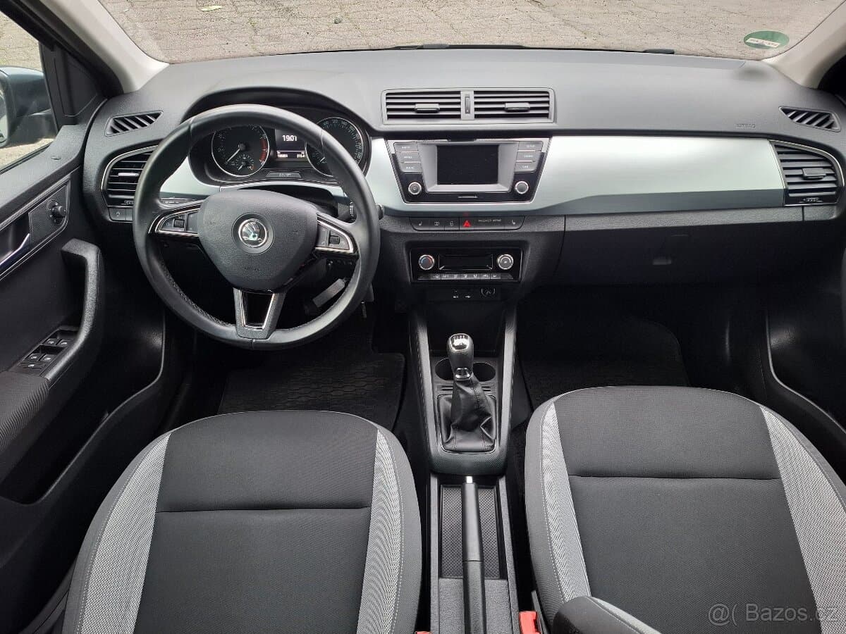 2015 Škoda FABIA - 7