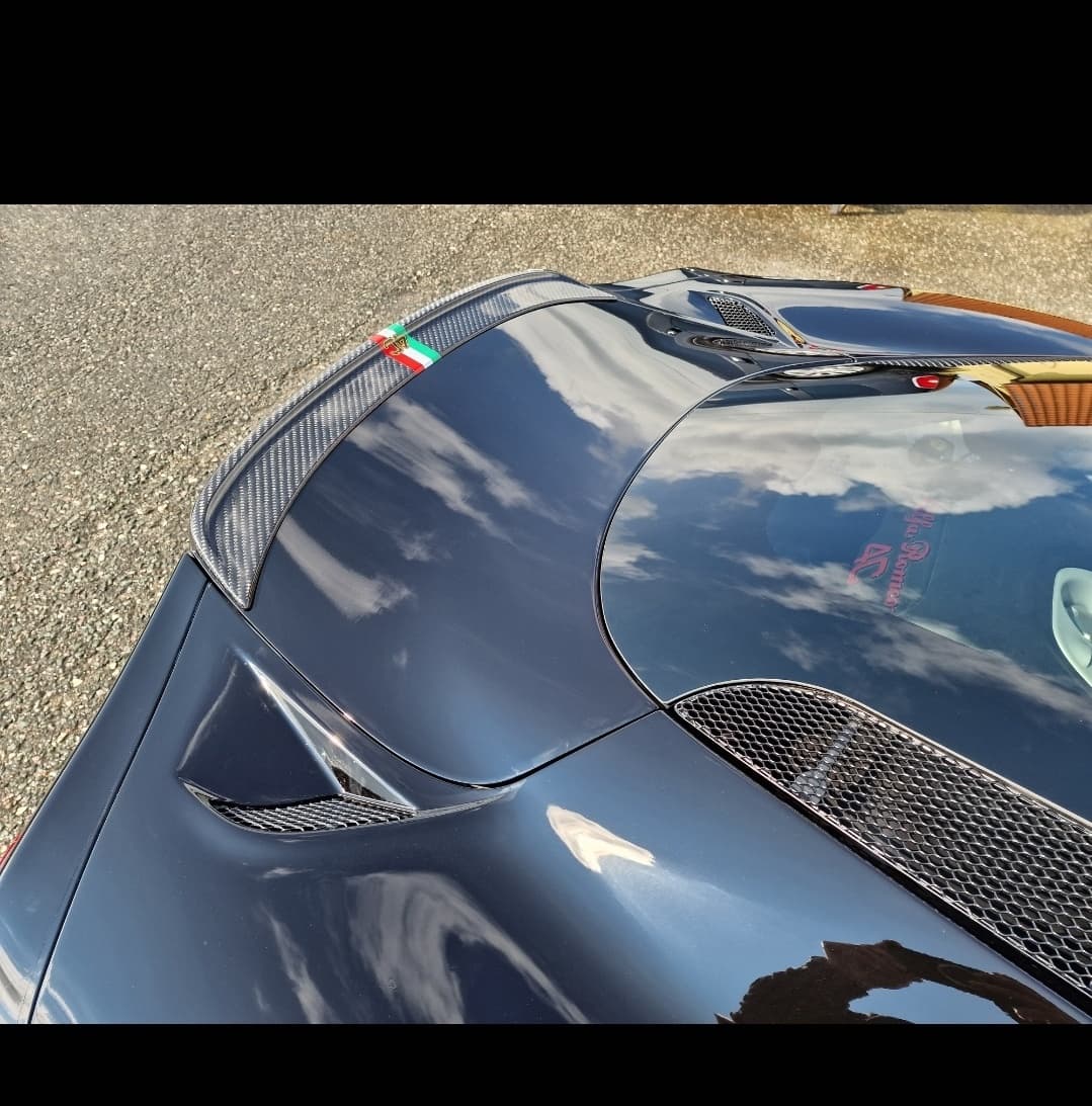 Alfa Romeo 4C - 7
