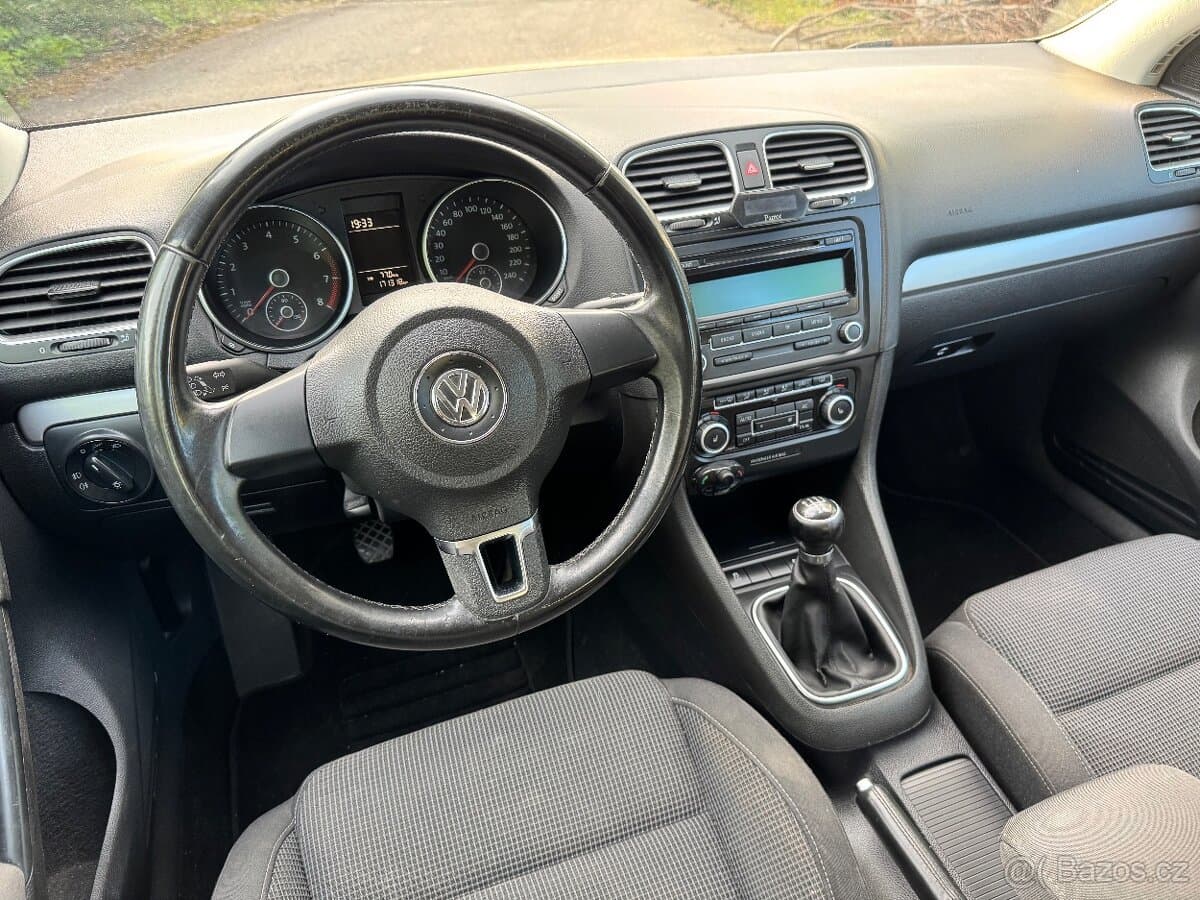 2010 Volkswagen GOLF - 7