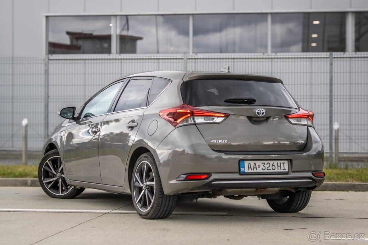 2018 Toyota AURIS - 7