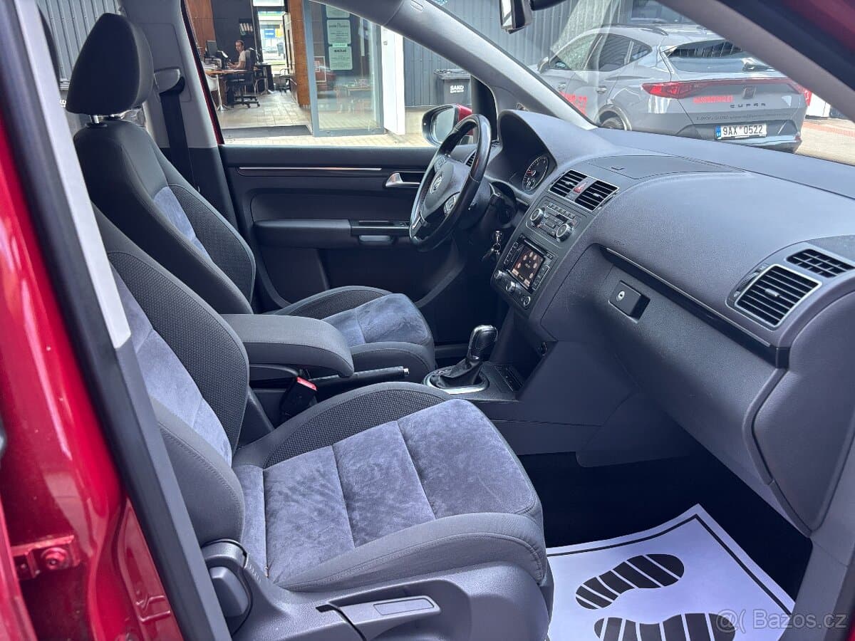 2010 Volkswagen TOURAN - 7