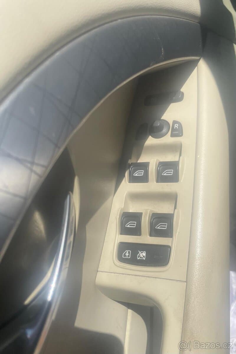 2009 Volvo XC70 - 7